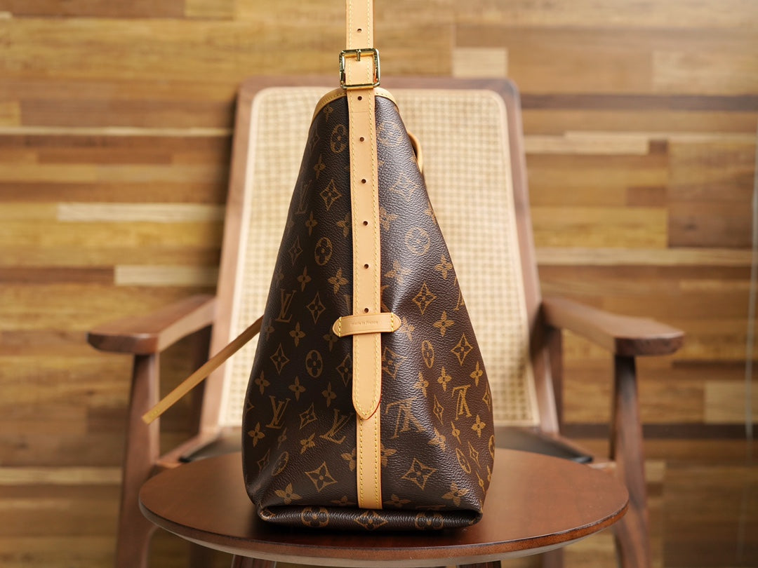 【ルイヴィトン】関税送料込み ◆入手困難◆Carryall MM|嬉しい大容量♪