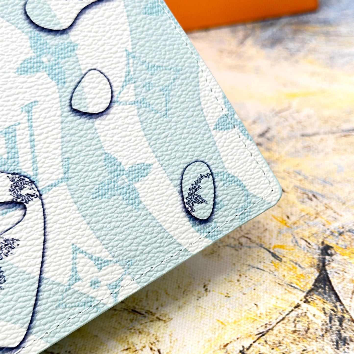 【ルイ・ヴィトン】ウォータードロップキャンバス|トレンディなコンパクト財布