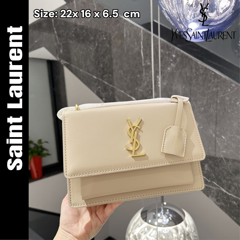 【サンローラン】スムースレザーのサンセットミディアム