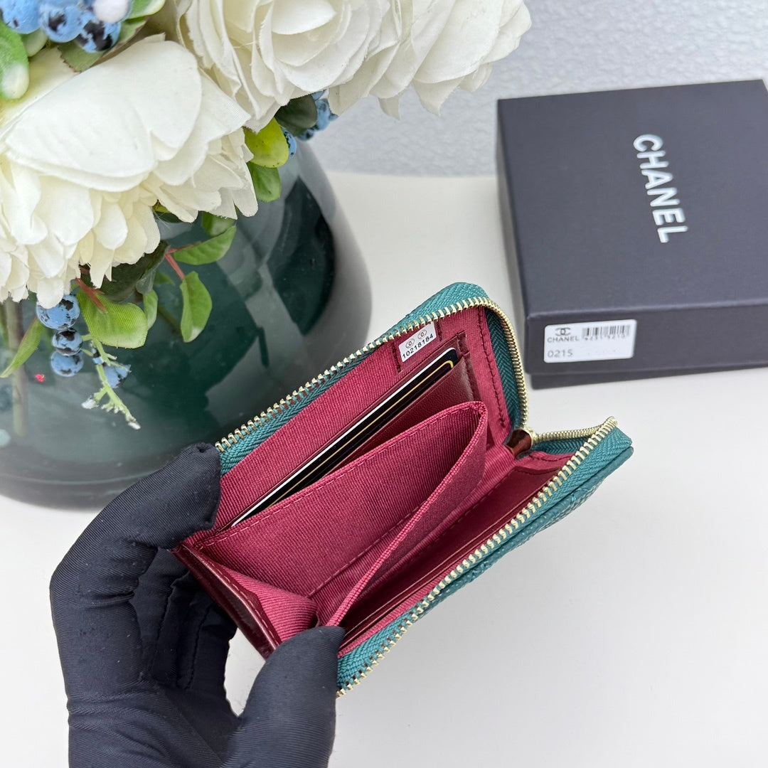 【シャネル】使いやすさ抜群！クラシック ジップ コインパース