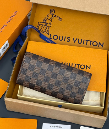 【ルイヴィトン】大人気☆  ポルトフォイユ・エミリー 財布 ギフト8色