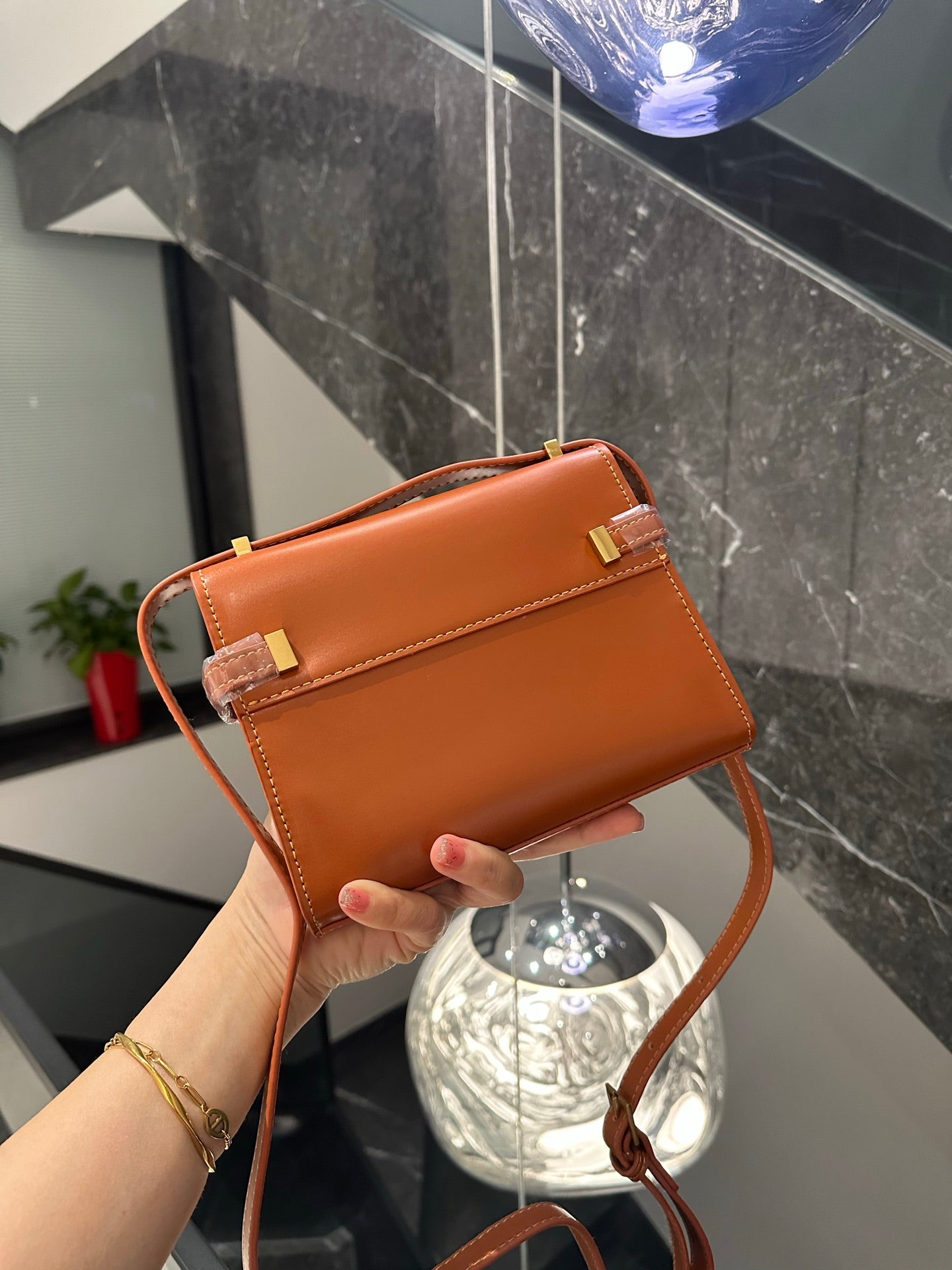 【サンローラン】☆大人気☆マンハッタン ミニ ショルダーバッグ